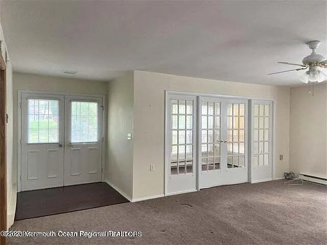 561B Malvern Ct — Photo 50