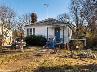 417 N Marshall St, Graham, NC 27253