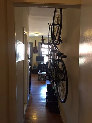 Rented by Lisa Management Inc | media 25