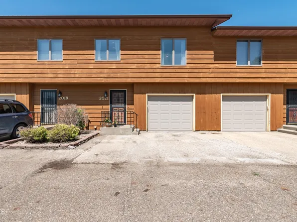 2021 N 19th St, Bismarck, ND 58501