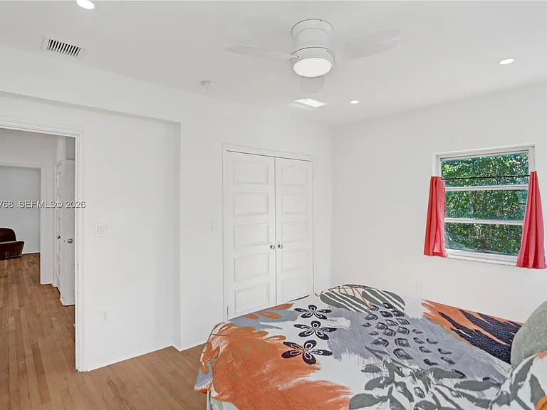 2214 Segovia Cir — Photo 13