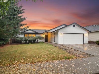 225 SW Valleys Edge St, McMinnville, OR, 97128