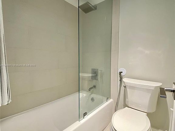 4th image of 3401 N Country Club Dr #203