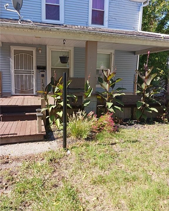 1st image of 1418 E 81st St