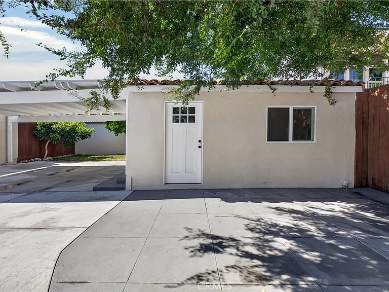 1713 W Alameda Ave — Photo 44