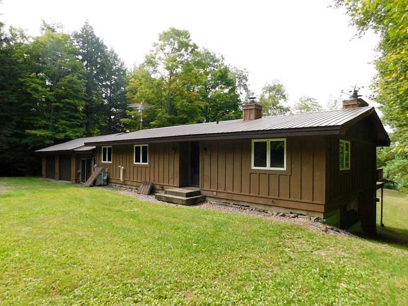 1st image of 120 Stanley Lake Dr