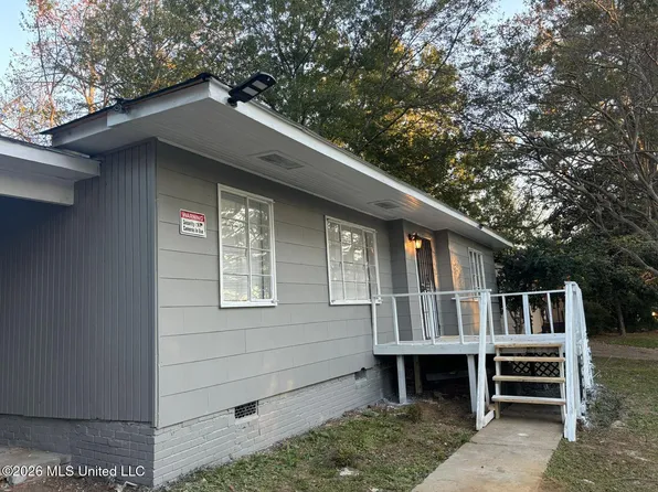 2548 Belvedere Dr, Jackson, MS 39204