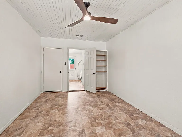 231 Cicero Dr — Photo 17