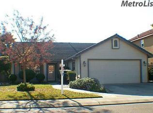 2434 Garden Oak Dr, Riverbank, CA 95367