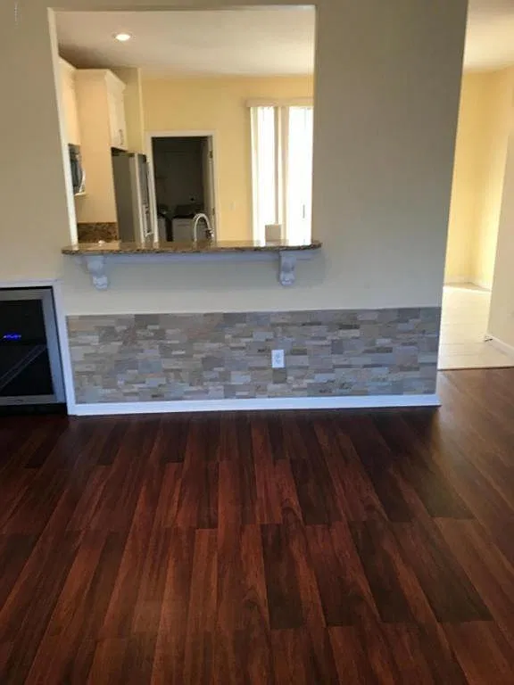 2 bed, 2.5 bath, 1462 sqft, $2,200 — Photo 2