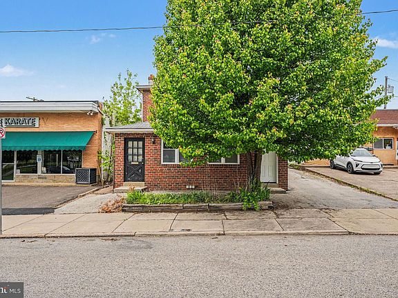 2nd image of 107 Allison Rd
