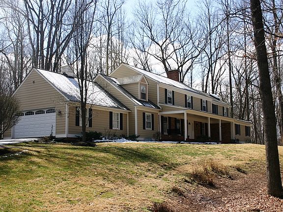 Side Entry Two-Car Garage