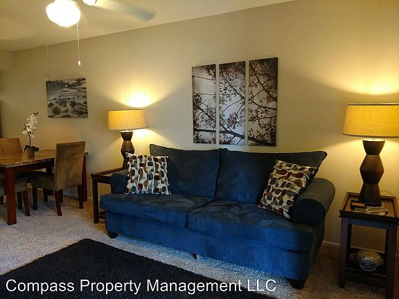 3rd image of 104 Capri Isles Blvd APT 104