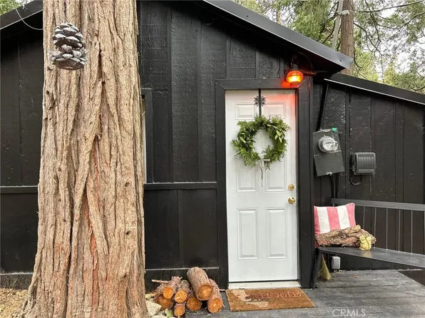23786 Wildwood Ln, Crestline, CA 92325