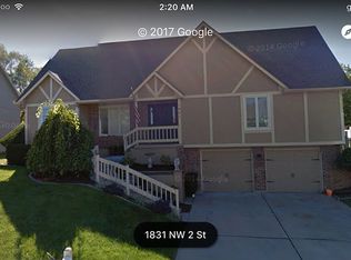 1831 NW 2nd St, Blue Springs, MO 64014