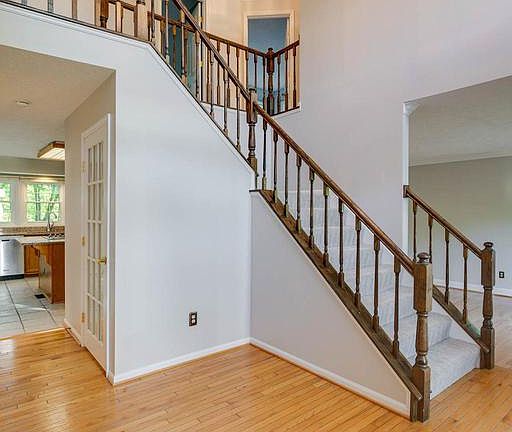 Spacious Open Foyer