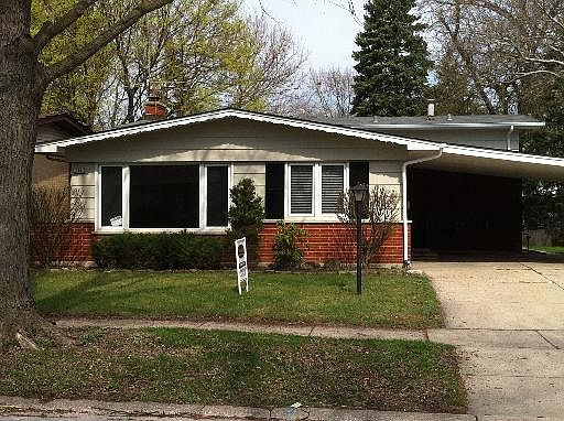 1st image of 727 W Strieff Ln