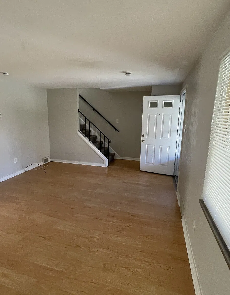 3 bed, 1.5 bath, $1,500 — Photo 4