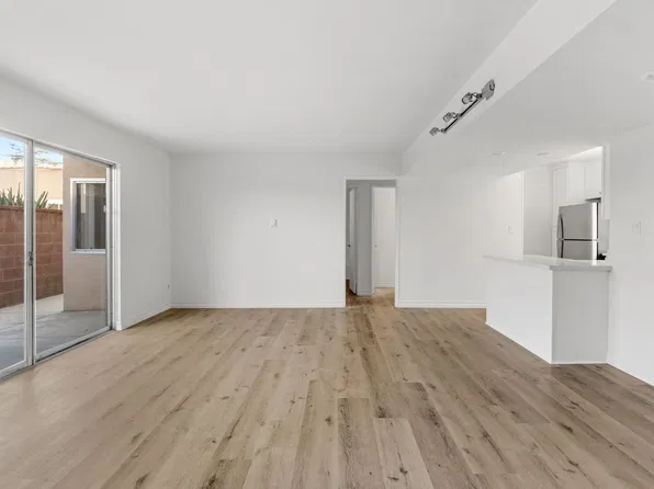 Carson, 2257 W Carson St APT D, Torrance, CA 90501