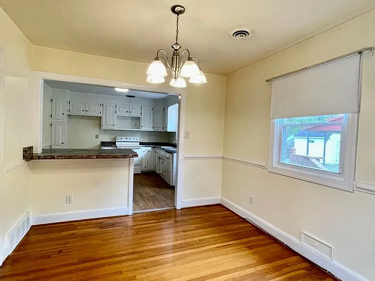1109 Smithfield Ave — Photo 11