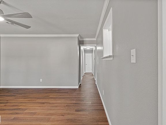 5th image of 1021 Leawood St