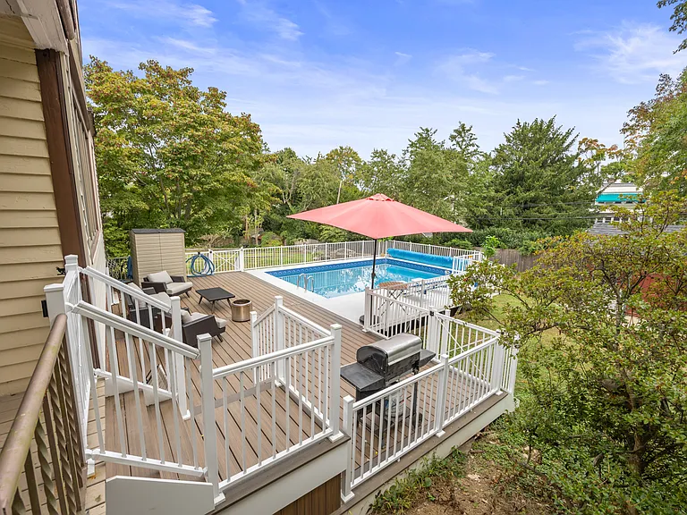 1509 Upland Ave — Photo 4