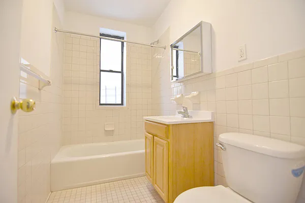 Rented by Bohemia Realty Group | media 13