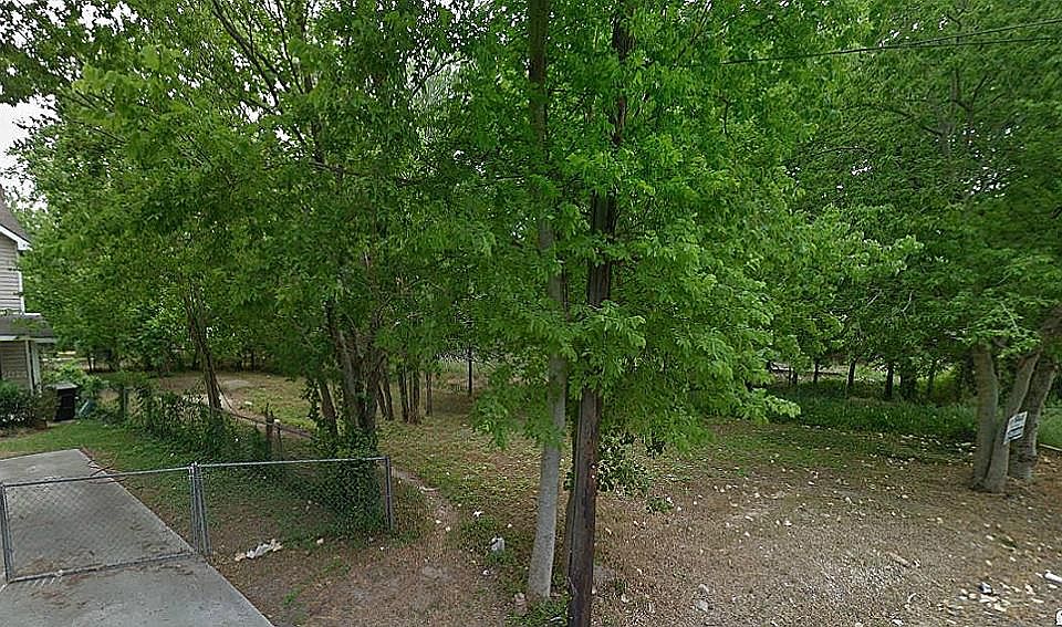 1st image of 2210 Kirk St