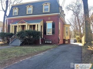 207 Woodbridge Ave #D, Metuchen, NJ