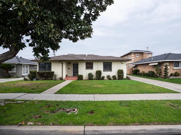 322 W Fountain Way, Fresno, CA 93705