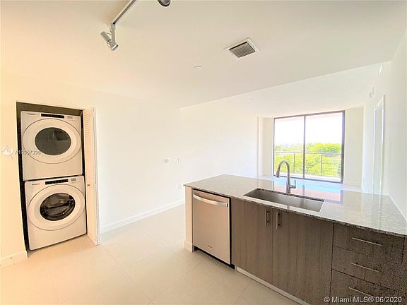 4th image of 5350 NW 84th Ave #411