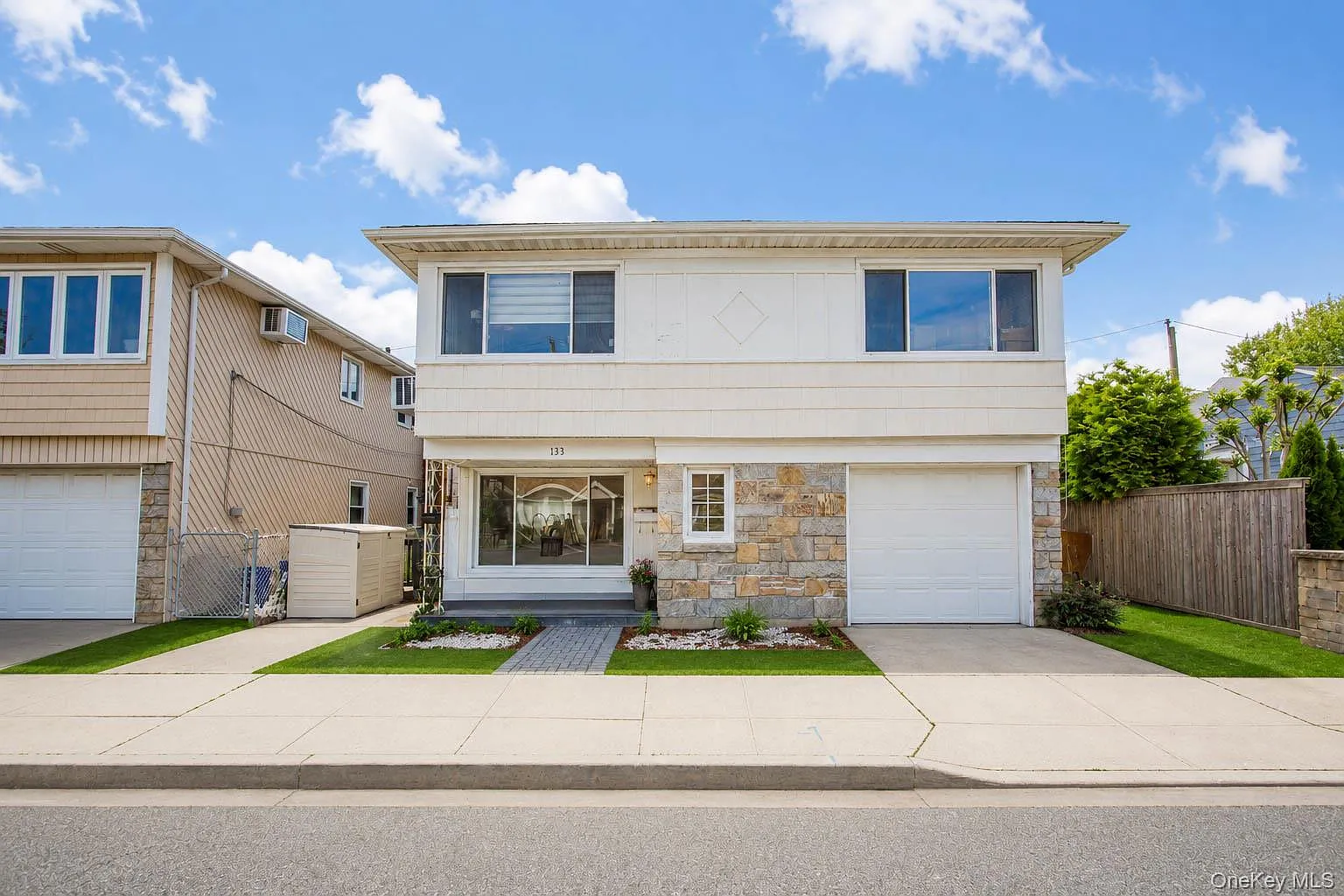 2 bed, 1.0 bath, 2198 sqft, $3,150 — Photo 2