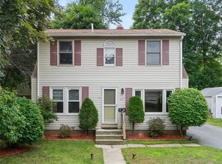 39 Susan Ave, Johnston, RI 02919