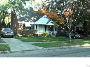 645 Shadowlawn St, Inkster, MI 48141