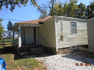2132 N Broadway Ave, Springfield, MO 65803