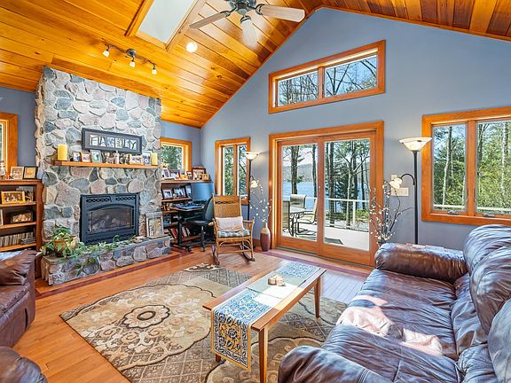 5th image of 1006 Goose Pond Road