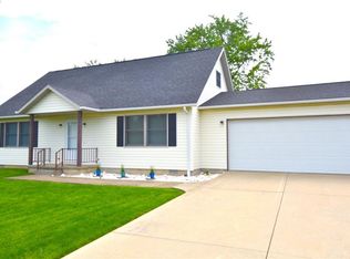 1815 Danielle Dr, Lakeside Marblehead, OH 43440