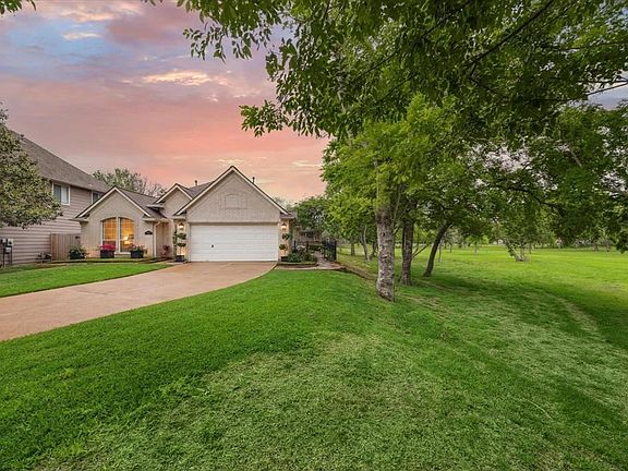 2nd image of 3806 S Village Ct