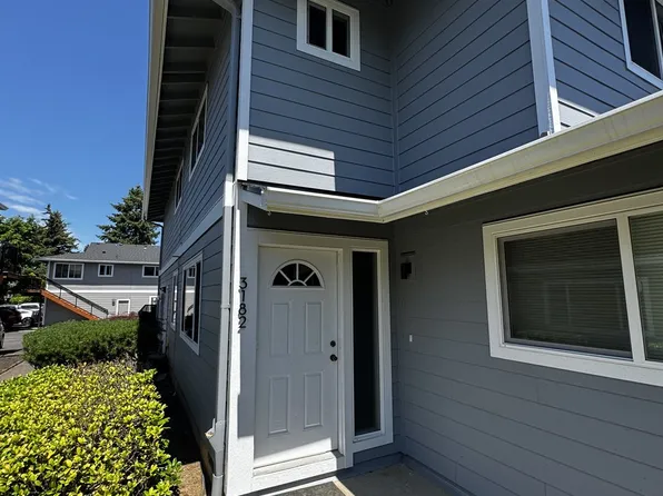 3182 NE 16th St, Gresham, OR 97030