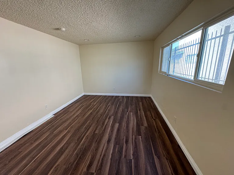 6406 Brynhurst Ave — Photo 7
