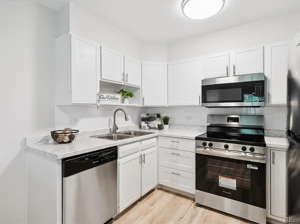 660 S Alton Way #12C, Denver, CO 80247