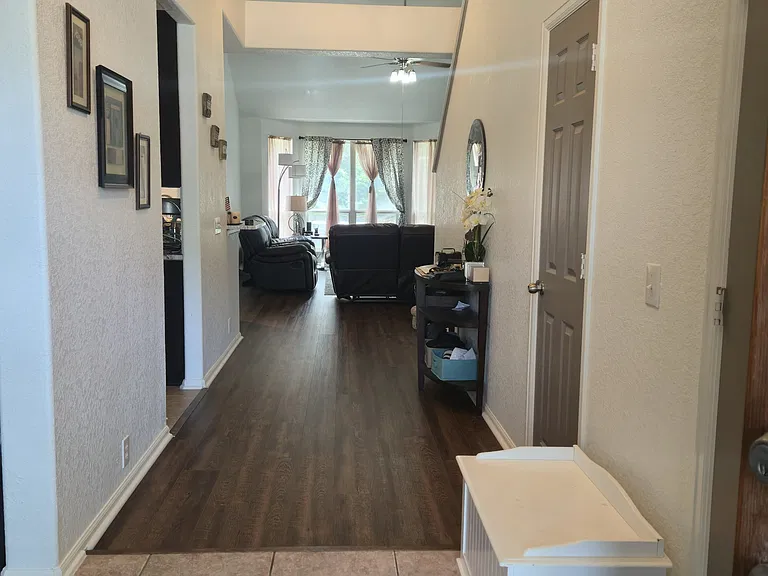 21926 Dolomite Dr — Photo 2