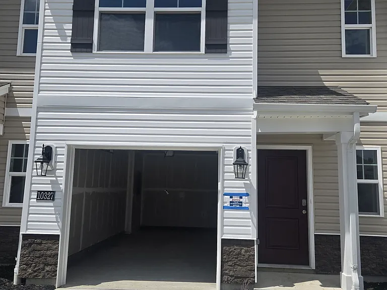 10327 Mae Ct — Photo 1