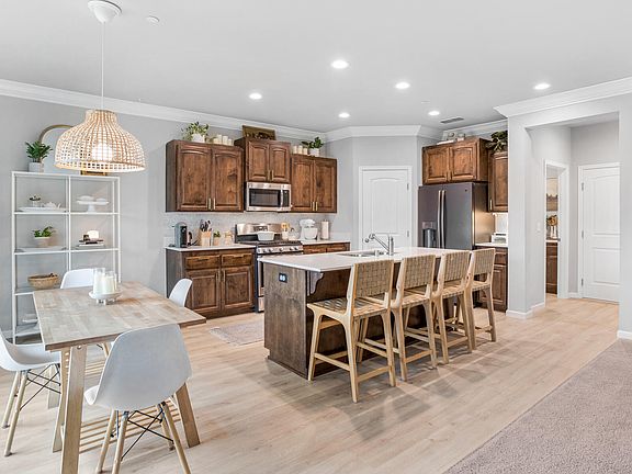 5th image of 6415 Beretta Ln