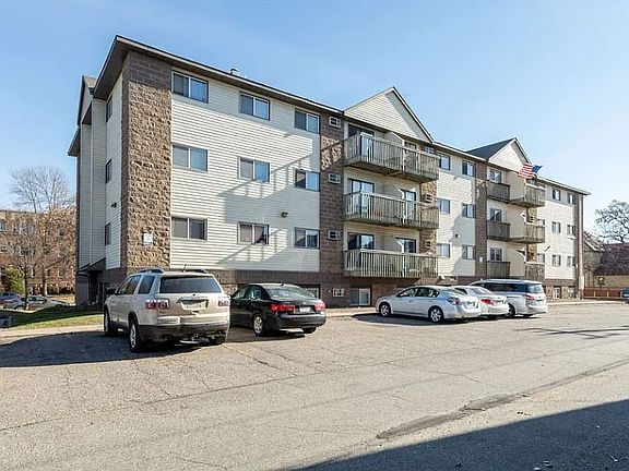 2nd image of 315 4th Ave S APT 404