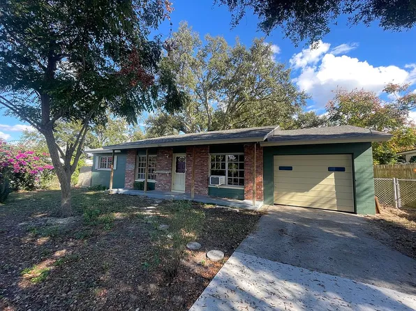 106 Edgewater Dr, Winter Haven, FL 33881