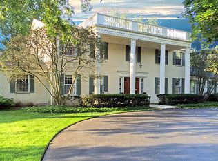 828 Bell Ln, Winnetka, IL 60093