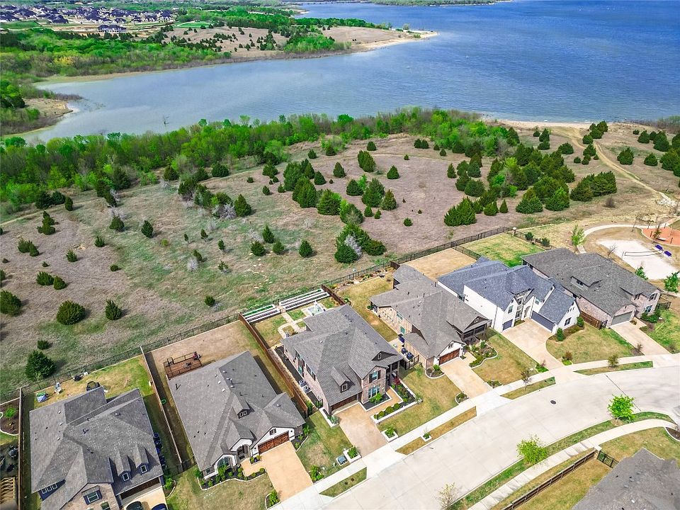 1st image of 1913 Cobalt Bayou Ln
