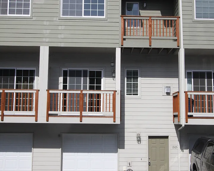 1305 Denali St #5 — Photo 1