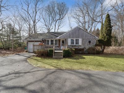9 Mitchell Place, East Quogue, NY, 11942
